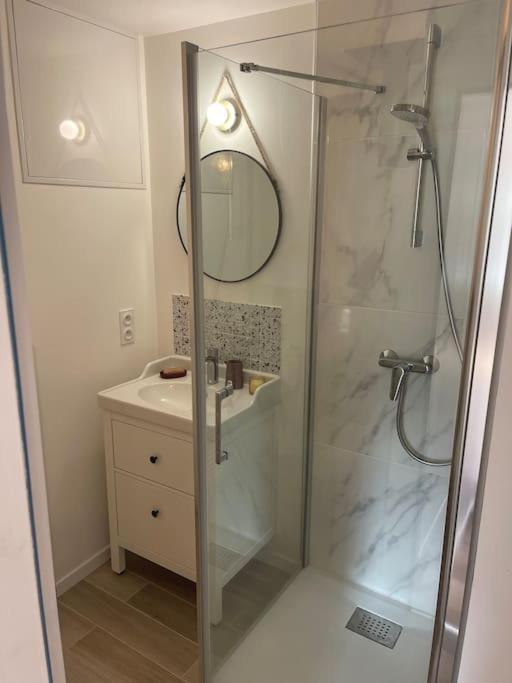 Magnifique Maison Renovee, 10Pers Rencurel Zewnętrze zdjęcie